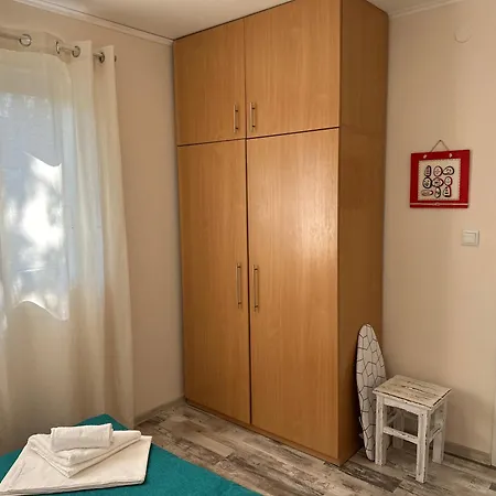 Sea House 4*